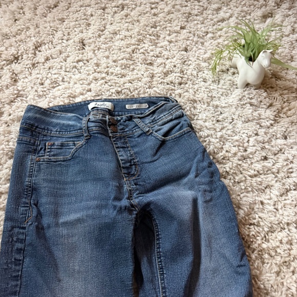 Classic straight leg Angels Women's Blue Straight Leg vintage y2k 2000s Jeans. C - Picture 2 of 8